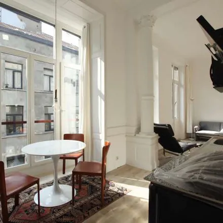 Image 5 - Rue d'Artois - Artesiëstraat 3, 1000 Brussels, Belgium - Apartment for rent
