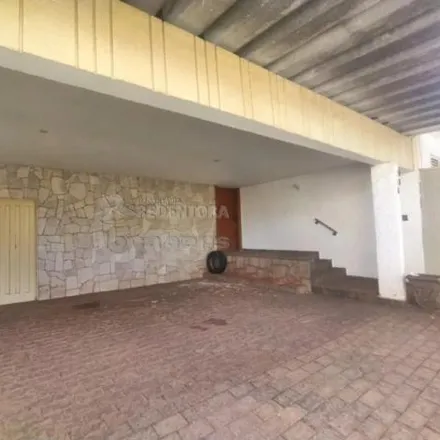Buy this 5 bed house on Rua São Bento in Vila Bancária, São José do Rio Preto - SP
