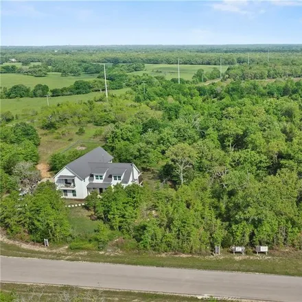 Buy this studio house on 13298 Hill Road in Brazos County, TX 77845