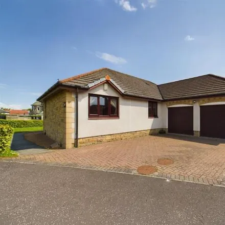 Buy this 4 bed house on 1 Bennochy View in Kirkcaldy, KY2 5JD