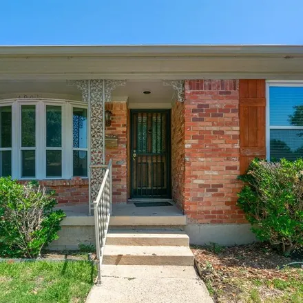 Image 2 - 6907 Thornwood Drive, Dallas, TX 75227, USA - House for rent