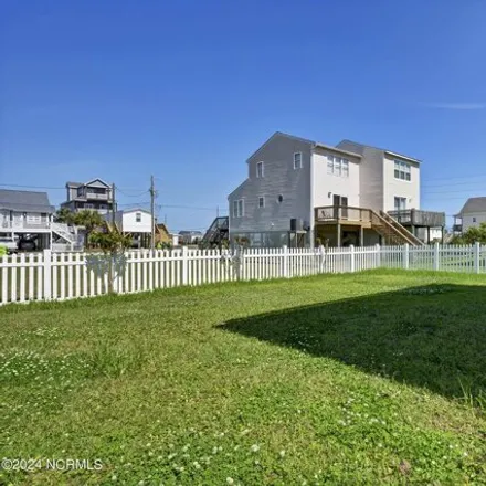 Image 5 - 6936 12th Avenue, North Topsail Beach, NC 28460, USA - House for sale