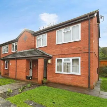 Image 1 - 9 Townfield Gardens, Bebington, CH63 5RN, United Kingdom - Apartment for sale