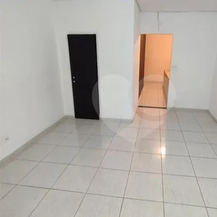 Buy this 1 bed house on Rua das Camélias 421 in Mirandópolis, São Paulo - SP