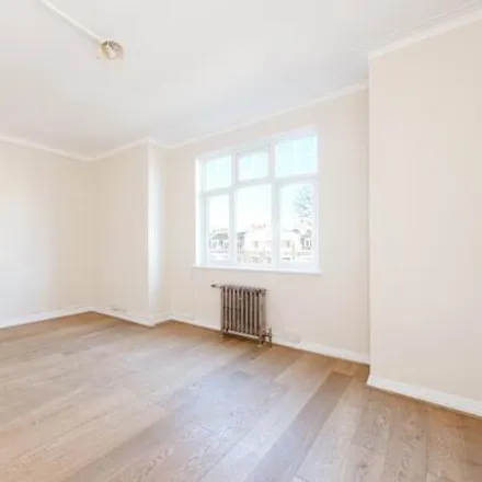 Rent this 2 bed room on Gilling Court in Belsize Grove, London