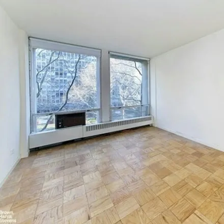 Image 4 - Kips Bay Tower South, East 30th Street, New York, NY 10016, USA - Condo for sale