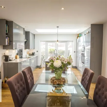 Rent this 3 bed apartment on 145 Westminster Road in Chester, CH2 3AR