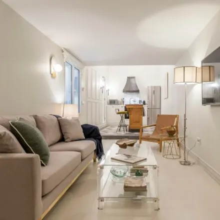 Rent this 2 bed apartment on Madrid in Calle de Quevedo, 4