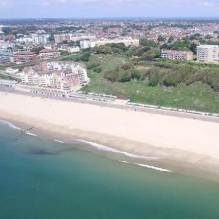 Image 4 - Ocean Heights, 22 Boscombe Cliff Road, Bournemouth, Christchurch and Poole, BH5 1JL, United Kingdom - Apartment for sale