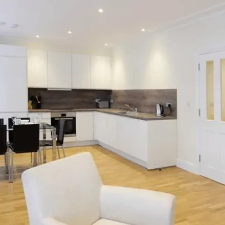 Image 2 - Hamlet Gardens, London, W6 0TS, United Kingdom - Apartment for rent