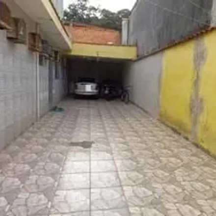 Buy this 4 bed house on Rua Ibitiba in Main District of Guarulhos, Guarulhos - SP
