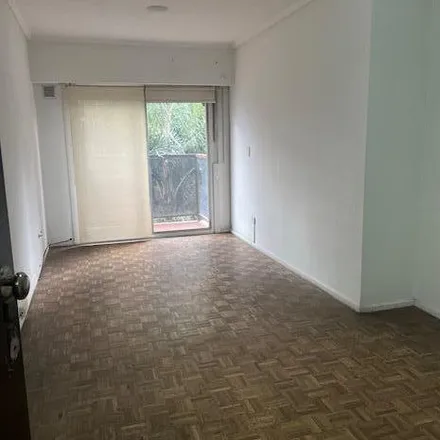 Rent this 1 bed apartment on Italia 208 in Partido de Lomas de Zamora, Lomas de Zamora