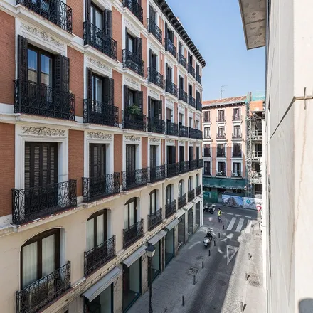 Image 1 - El Museo del Tarot, Calle de San Alberto, 1, 28013 Madrid, Spain - Apartment for rent