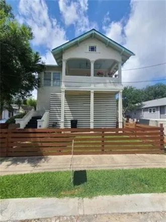 Rent this 3 bed house on 4500 Elba Street in New Orleans, LA 70125