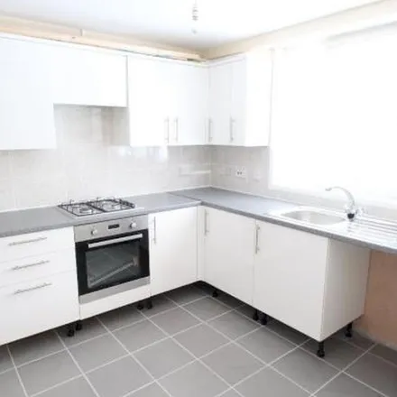 Image 2 - unnamed road, London, N4 3PD, United Kingdom - Apartment for rent