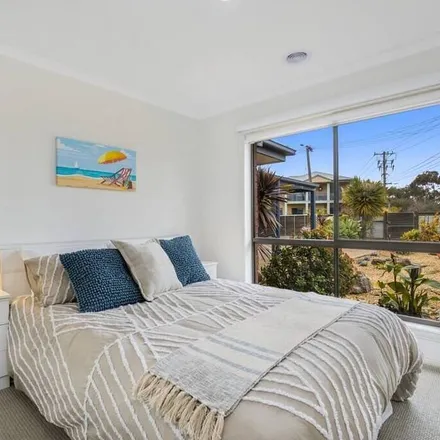Image 1 - Safety Beach, Melbourne, Victoria, Australia - House for rent