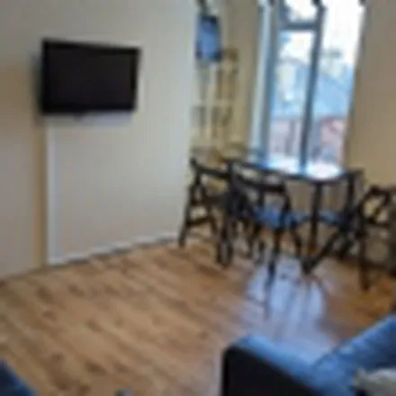 Rent this 5 bed apartment on Smithdown Road in Liverpool, L15 5AF