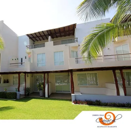 Buy this 3 bed house on unnamed road in 39300 Acapulco, GRO