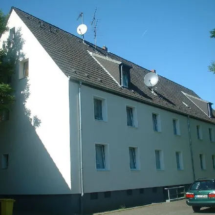 Rent this 2 bed apartment on Prosperstraße 94 in 45357 Essen, Germany