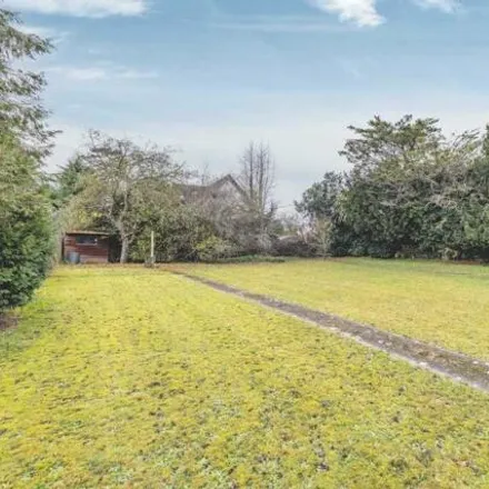 Image 5 - Old Ferry Drive, Sunnymeads, TW19 5EW, United Kingdom - House for sale