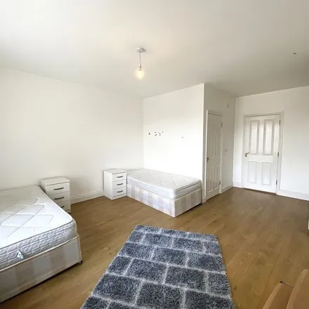 Rent this 2 bed apartment on Ladies Mile in Portsmouth, PO5 3NS