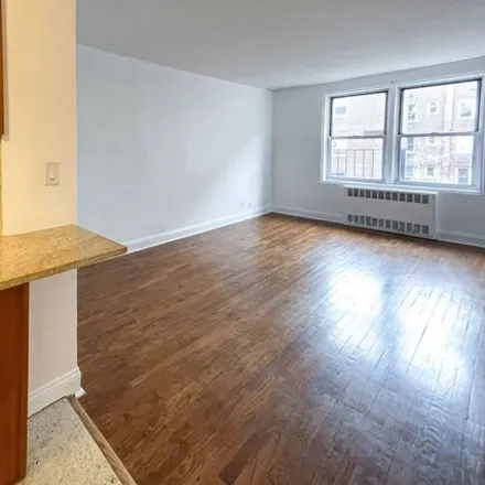 Image 4 - 1338 Riverside Drive, New York, NY 10033, USA - Apartment for sale