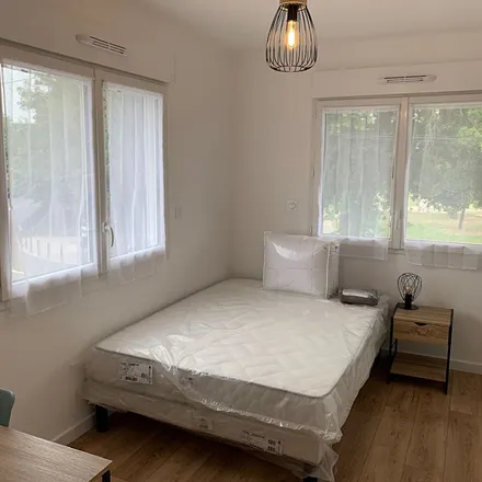 Rent this 5 bed apartment on Direction des Parcs in Jardins et Paysages, 20 Boulevard de Lavoisier