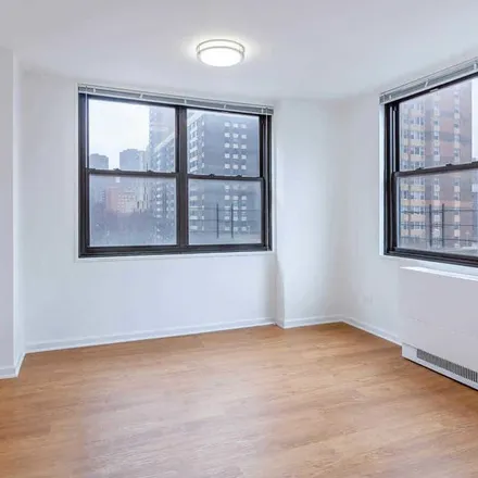 Rent this 1 bed apartment on Dunkin' Donuts/Baskin Robbins in 476 2nd Avenue, New York