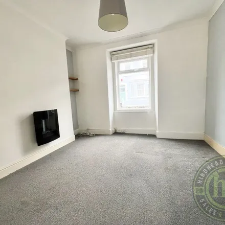Image 4 - Park View, 19 Queen's Gate, Plymouth, PL1 5NQ, United Kingdom - Apartment for rent
