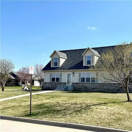 Buy this 5 bed house on 1423 West Mills Street in Winterset, IA 50273