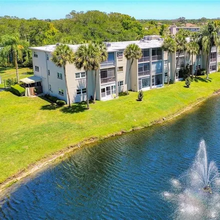 Buy this 1 bed condo on 960 Virginia Street in Palm Harbor, FL 34698