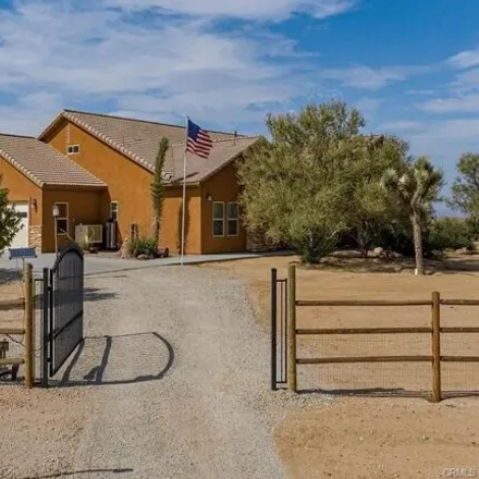 Image 1 - 17725 Hacienda Boulevard, California City, CA 93505, USA - House for sale