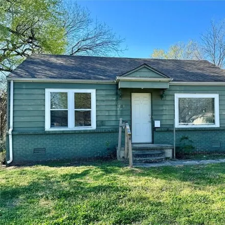 Buy this 3 bed house on 1721 Haskell Avenue in Seminole, OK 74868