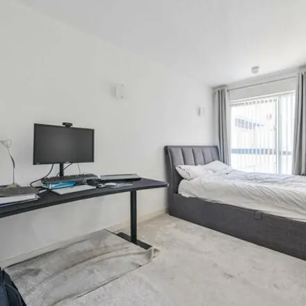 Image 6 - Holly Court, West Parkside, London, SE10 0BS, United Kingdom - Apartment for sale