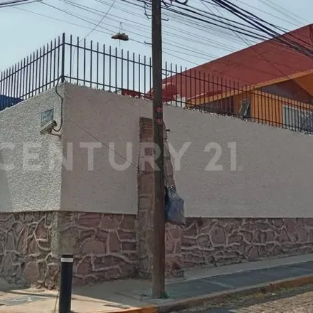 Buy this 3 bed house on Calle Cruz Valle Verde in 53100 Ciudad Satélite, MEX