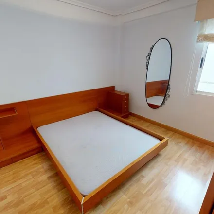 Rent this 3 bed apartment on Paseo Cuéllar in 50007 Zaragoza, Spain