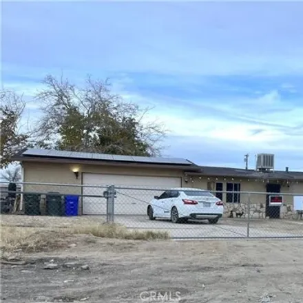 Buy this 3 bed house on 14960 Bonanza Road in Victorville, CA 92392
