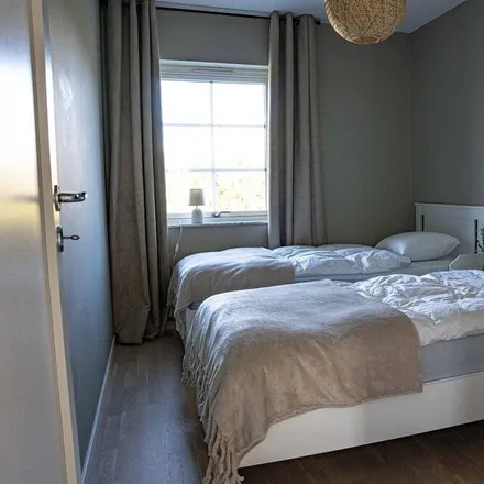 Rent this 4 bed house on 294 31 Sölvesborg