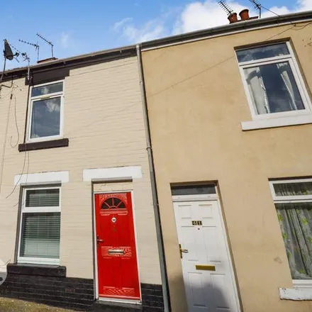 Rent this 2 bed townhouse on Co-operative Street in Goldthorpe, S63 9HN