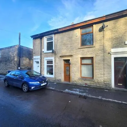 Buy this 2 bed townhouse on Tockholes Road in Darwen, BB3 1LL