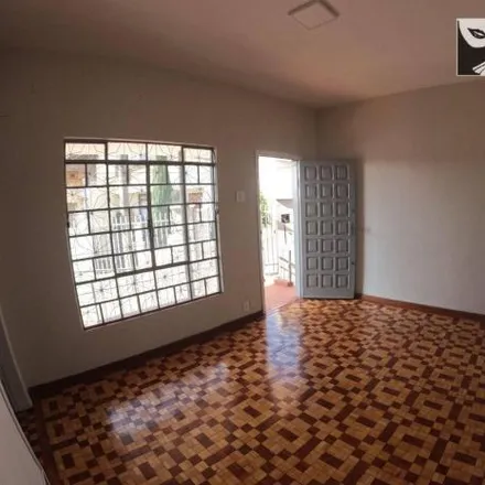 Rent this 3 bed house on Rua Doutor Perciliano Pinto in Vila Pinto, Varginha - MG