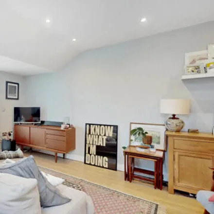 Image 2 - Jewson, Limes Avenue, London, SE20 8RA, United Kingdom - Apartment for sale