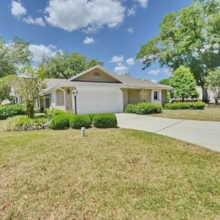 Buy this 2 bed house on 1529 North Foxboro Loop in Citrus County, FL 34429