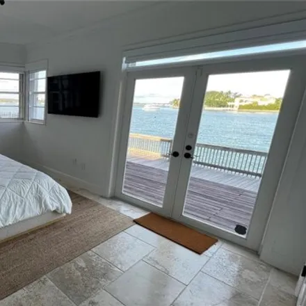 Image 7 - 10271 East Bay Harbor Drive, Bay Harbor Islands, Miami-Dade County, FL 33154, USA - Townhouse for rent