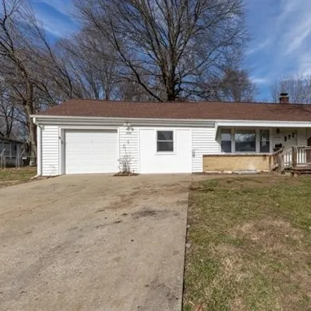 Buy this 3 bed house on 10250 East 69th Street in Raytown, MO 64133