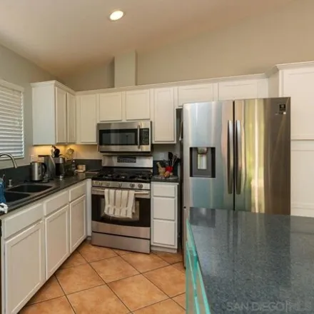 Image 8 - 1852 Greenway Rise, Escondido, CA 92026, USA - House for sale