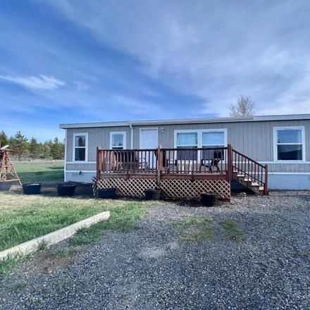 Buy this 3 bed house on 14198 Ravenwood Drive in Klamath County, OR 97601