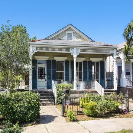 Buy this 4 bed house on 5312 Laurel Street in New Orleans, LA 70115