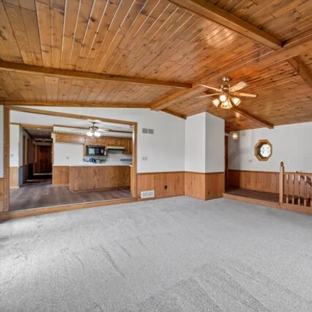 Image 4 - 8710 Caldwell Road, Village of Vernon, Waterford, WI 53149, USA - House for sale
