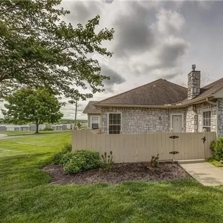 Buy this 2 bed house on 13998 Kenneth Court in Leawood, KS 66224